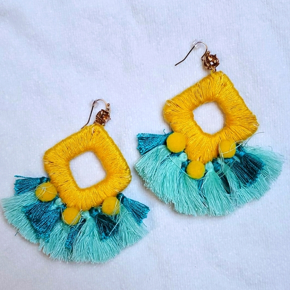 Express Jewelry - Express Pompom Tassel Dangle Earrings